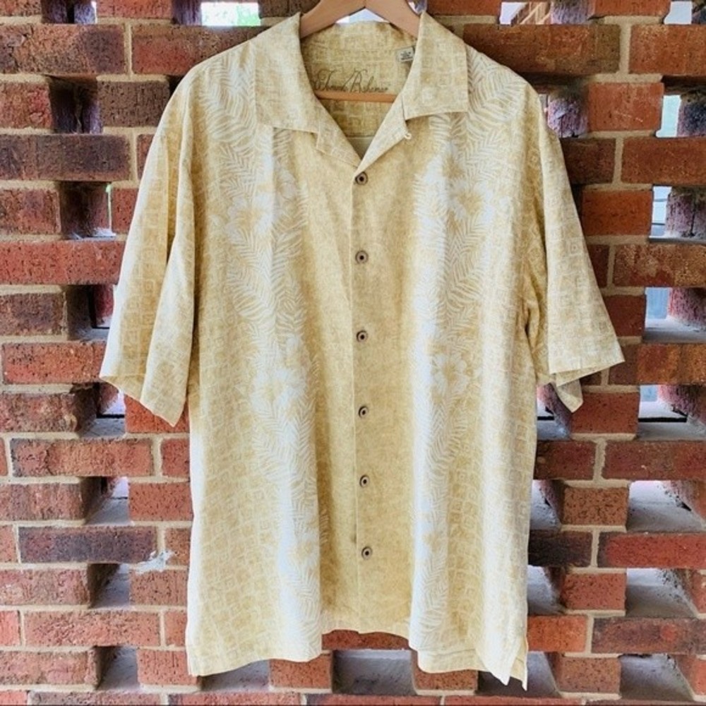 Tommy Bahama silk Hawaii print shirt size xl